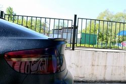 bmw_05.jpg