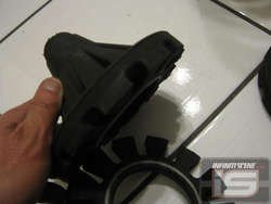 rear_upper_spring_mount_03.jpg