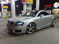 AudiTT19.jpg AudiTT19.jpg