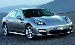 2010_porsche_panamera_base-pic-3859.jpg