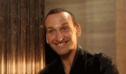 tumblr_m7l3o47rAE1r79qb2.gif