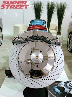 130_0207_023_z+2006_SEMA_auto_show+rotora_cross_drilled_slotted_rotors.jpg