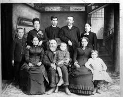 1889_Family_Portrait.jpg
