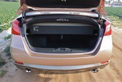 2011-nissan-murano-cross-cabriolet---23-opt.jpg