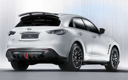 infiniti-fx50-sebastian-vettel-edition-rear-quarter.jpg