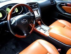 Lexus_GS_300_SportDesign_interior_01.jpg