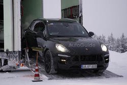 Porsche-Macan-2.jpg