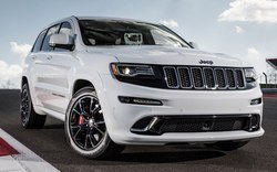 2014-Jeep-Grand-Cherokee-SRT-front-three-quarters-02.jpg