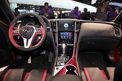 Infiniti-Q50-Eau-Rouge-Concept-interior-02.jpg