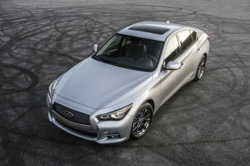 2017_INFINITI_Q50_30t_Signature_Edition_05.jpg