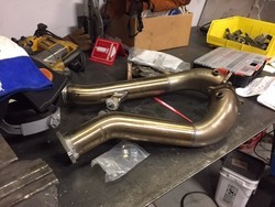 Akrapovic_01.jpg