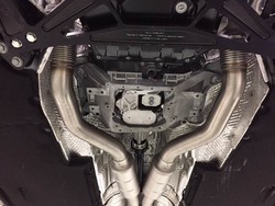 Akrapovic_02.jpg