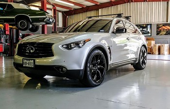 2016 QX70S