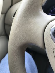 QX70 Steering Wheel_B4 Cleaning.jpg