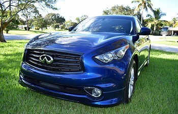 Jim's Blk & Blue QX70