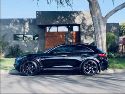 Infiniti QX70S.jpg Infiniti QX70S.jpg