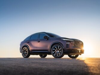 QX65 Monograph-18386.jpg