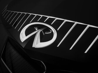 INFINITI Vision Qe concept emblem white.jpg