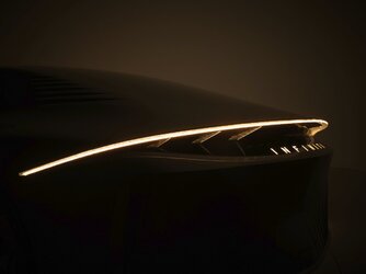 The INFINITI Vision Qe concept -gold rear lighting.jpg