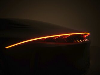 The INFINITI Vision Qe concept -rear red lighting (1).jpg