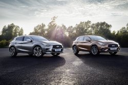 2017_Infiniti_QX30_and_QX30S.jpg 2017_Infiniti_QX30_and_QX30S.jpg