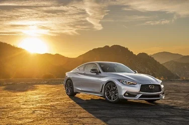 INFINITI_Q60_30t_Sport_01.webp